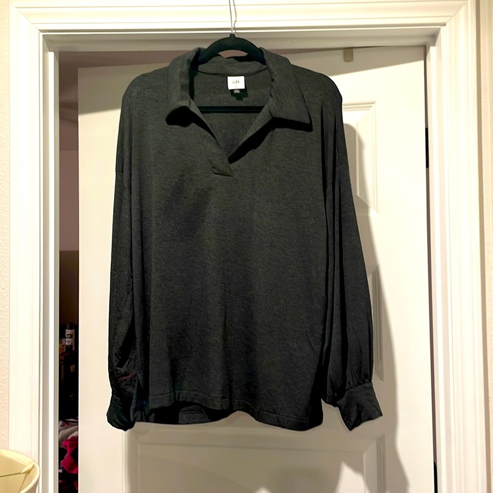 CAbi L snuggly top new